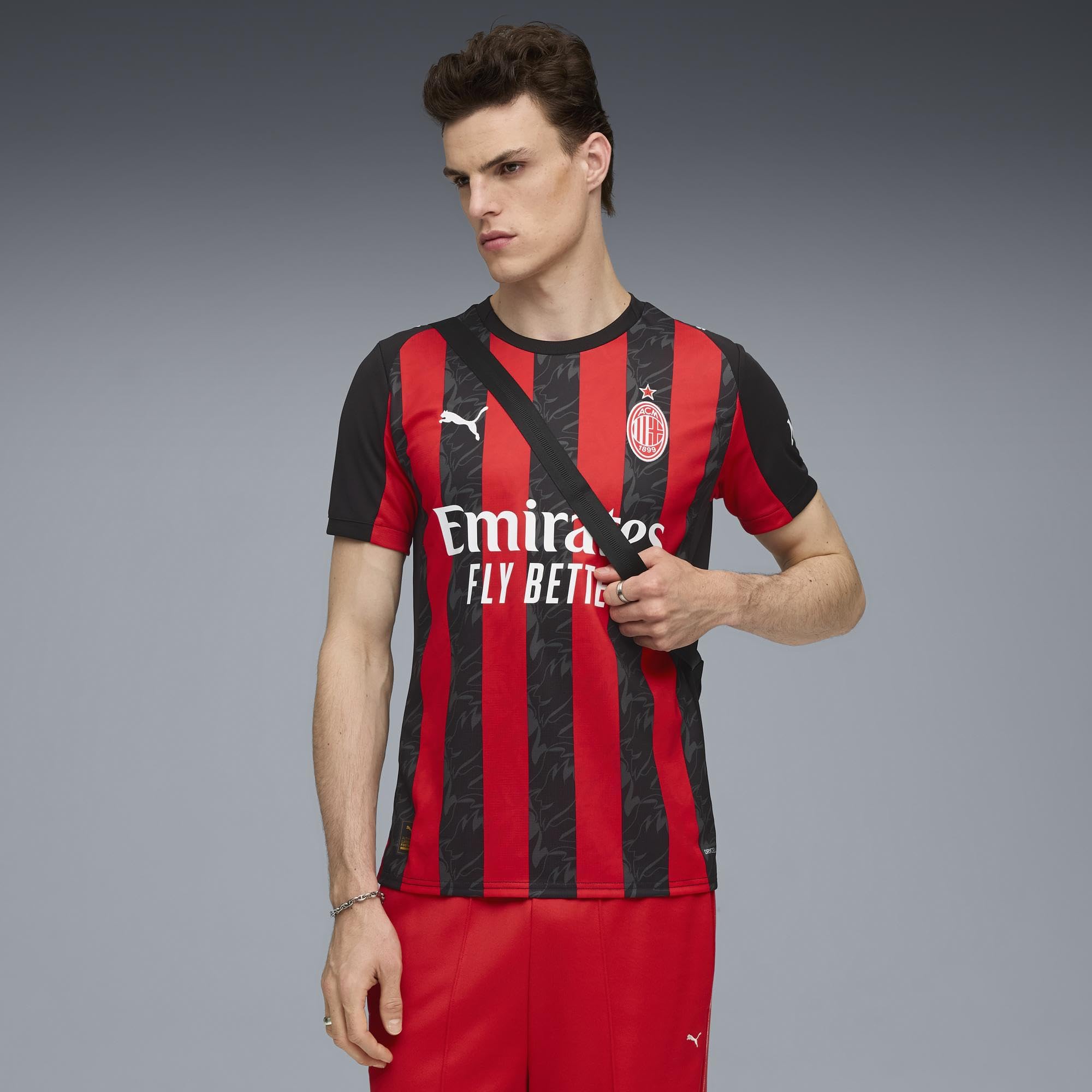 A.C. Milan - Maglia Gara Home, Stagione 2025/2026, Maglietta da Calcio, Prodotto Ufficiale, Adulto, XS