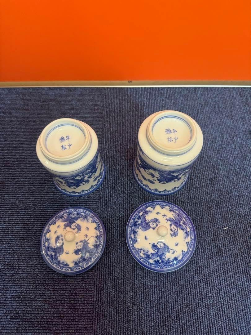 三川内焼 無形文化財 平戸雅松作 献上唐子香合 【公式通販】