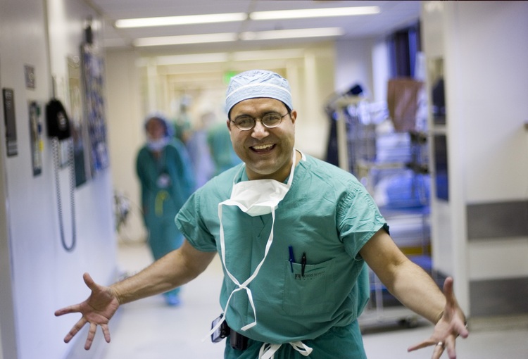 Dr. Q. La Historia De Como Un Jornalero Migrante Se Convirtió En