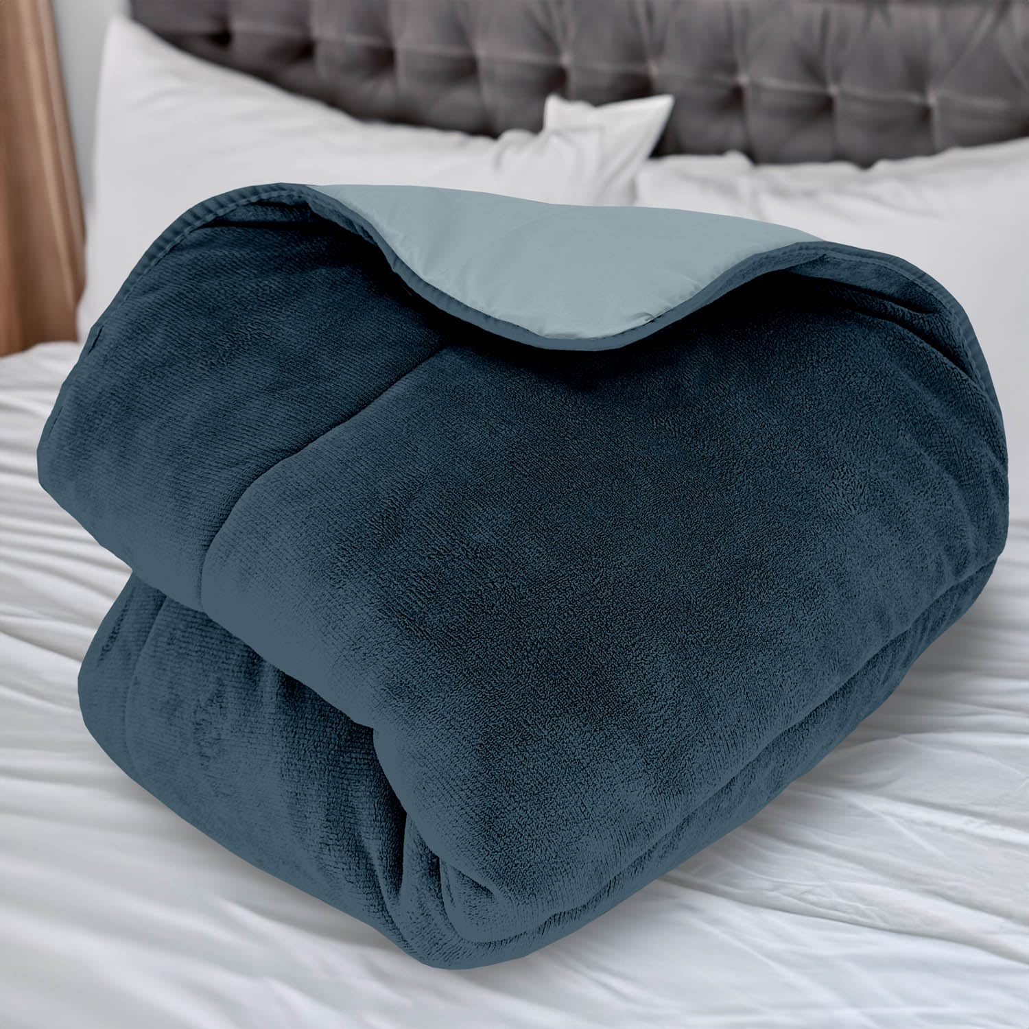 Soleil d'ocre, Couette doublée Polaire Microfibre 240x260 cm Bicolore Bleu Ciel et Marine