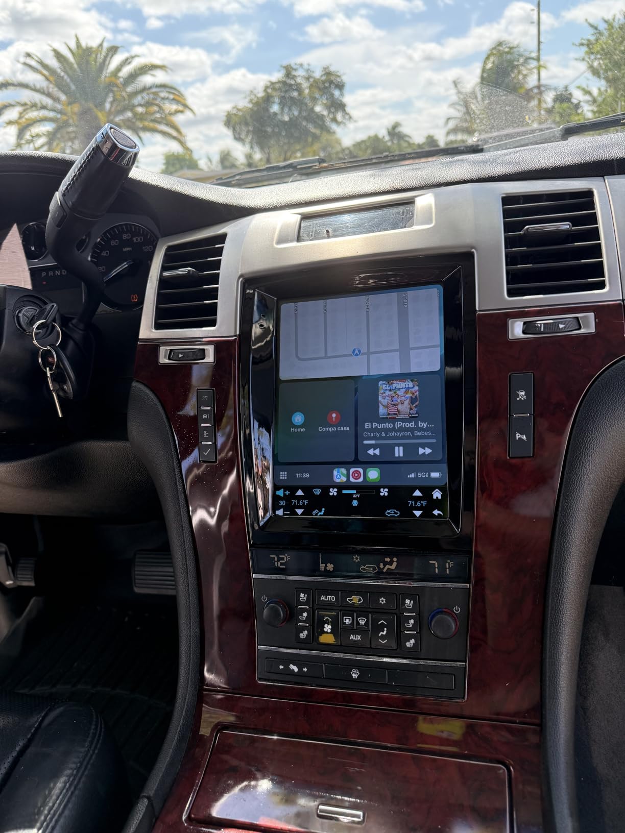 9.7 Inch Android 13 Car Stereo Radio for Cadillac Escalade/Sailway SLS 2007-2014 Touch Screen Car Stereo Radio w/Wireless Carplay & Android Auto WiFi Bluetooth Navigation Camera[2GB+32GB ]