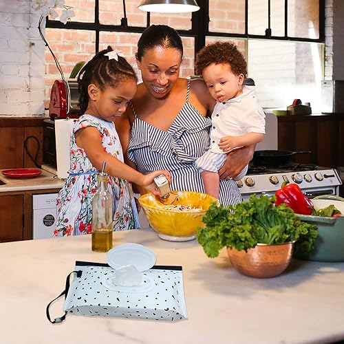 Miniatura 4 de Dispensador de toallitas húmedas para bebé, portátil, recargable, bolsa dispensadora de toallitas húmedas reutilizable para viaje (negro y blanco)