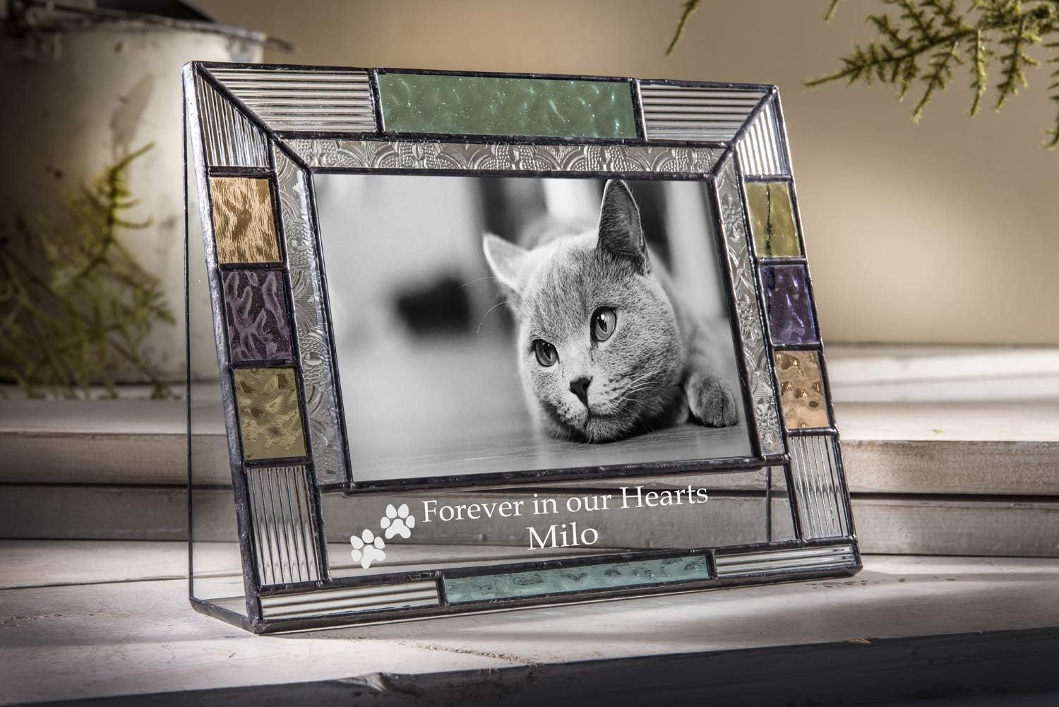 Personalized Cat or Dog Picture Frame – Pet Memorial Frame by J Devlin Pic 391 EP599, 4x6 Horizontal, Custom Engraved with Name & Message, Stained Glass with Paw Prints, Sympathy Gift