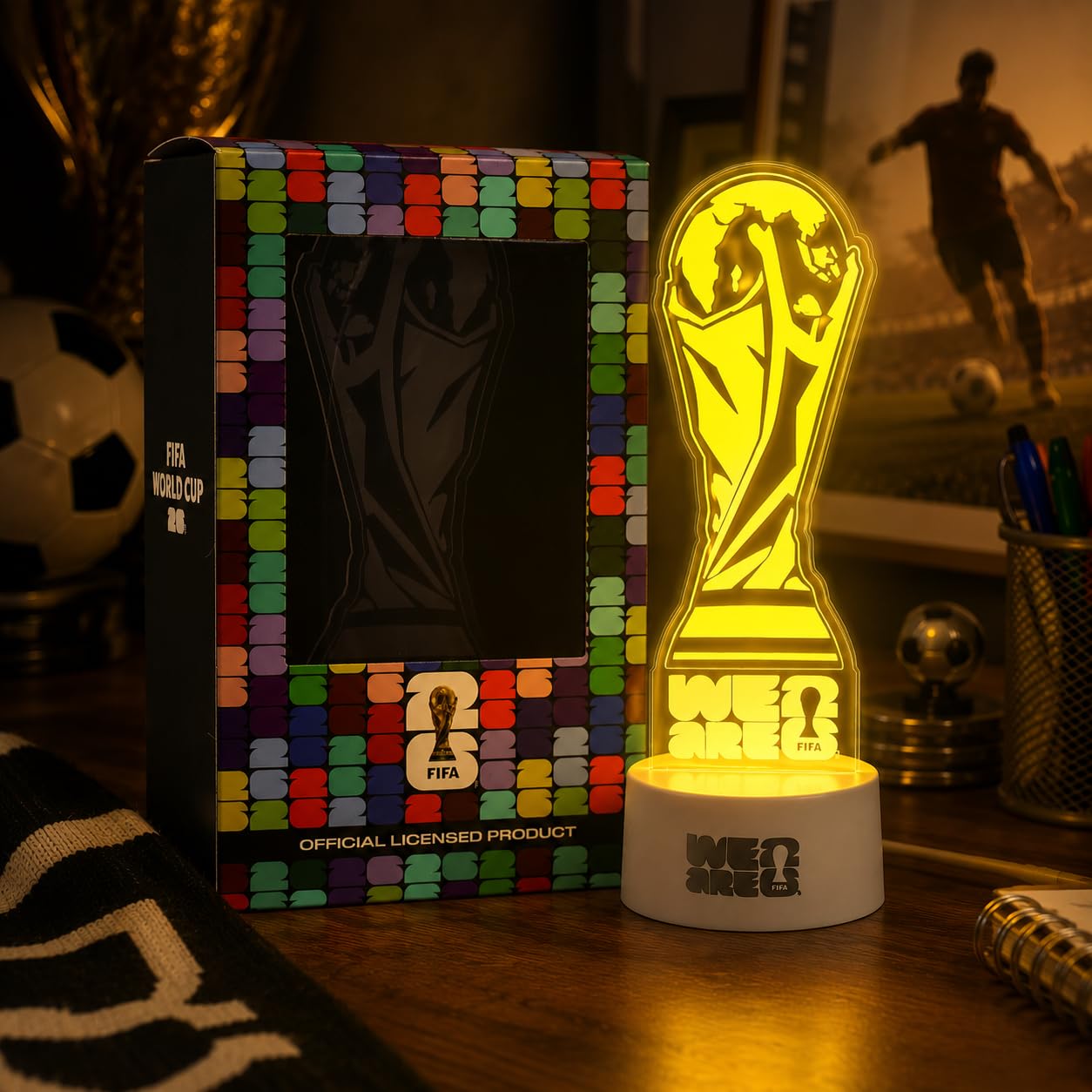 MESUCA Offizielle FIFA-Weltmeisterschaft 2026 lizenzierte Trophäenlampe, Nachtlicht, 7 Farben, LED-Fußball-Raumdekoration für Spielzimmer, Fanhöhlen und Fußballfans
