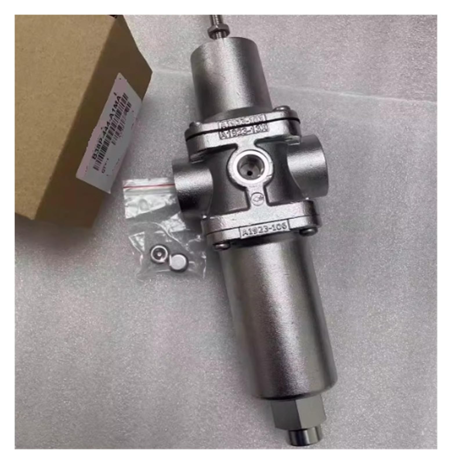 Valvola riduttrice di pressione B38P-842-M1MA Regolatore 1'NPT Originale