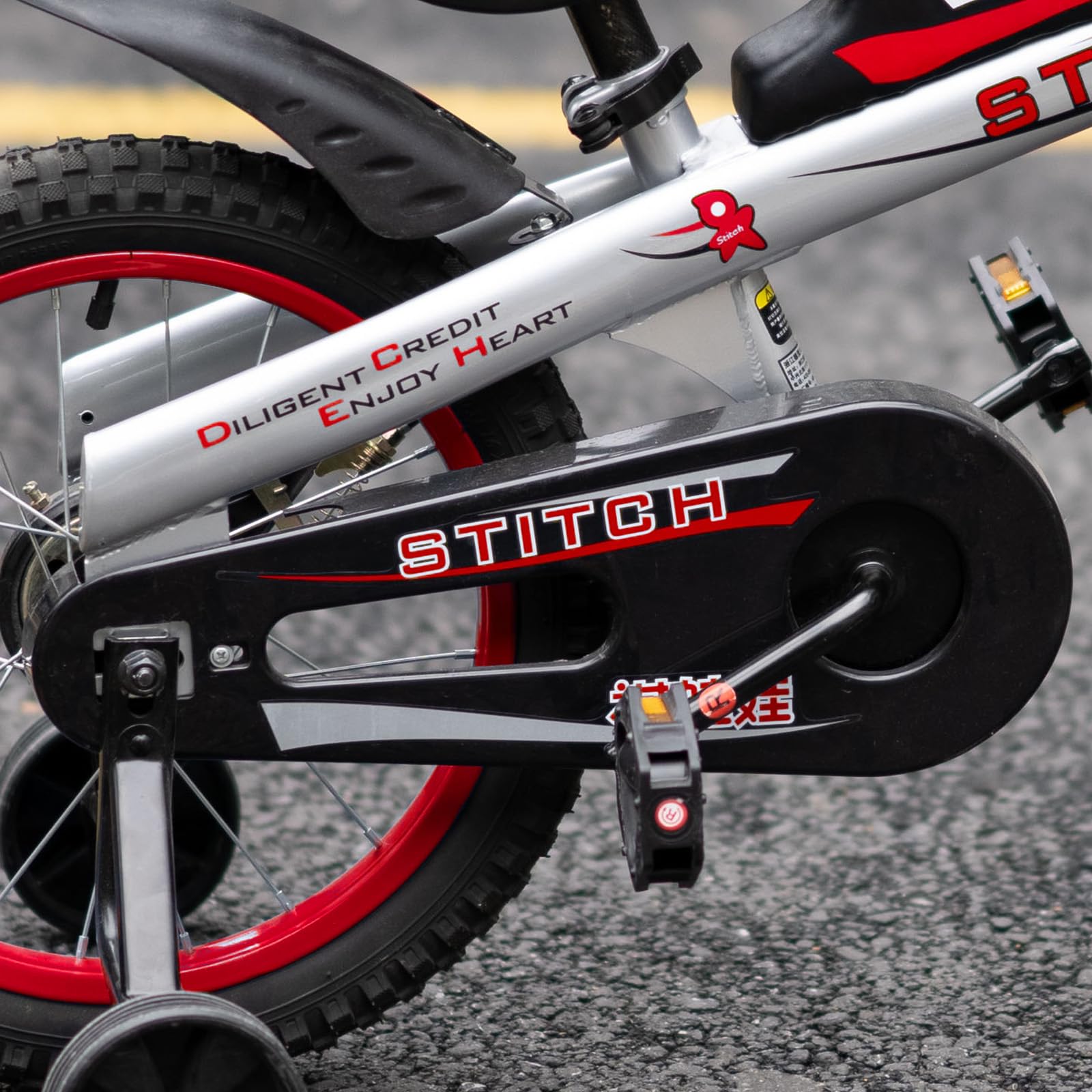 Amazon.co.jp: STITCH 12、14、16インチ 子供用自転車 ナイト騎士