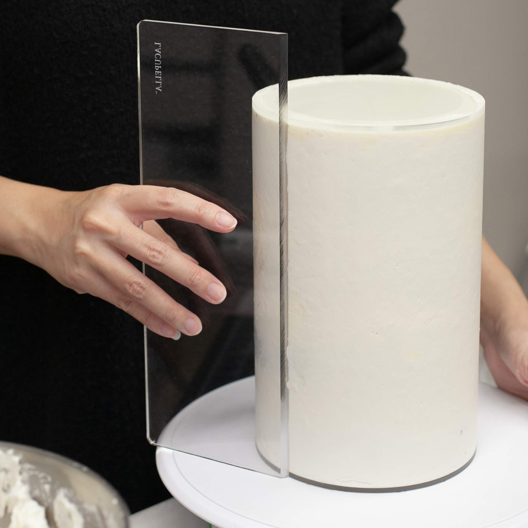 Lacupella Acrylic Buttercream Scraper Smoother For Cake Icing Frosting, Set of Three, Size: 6