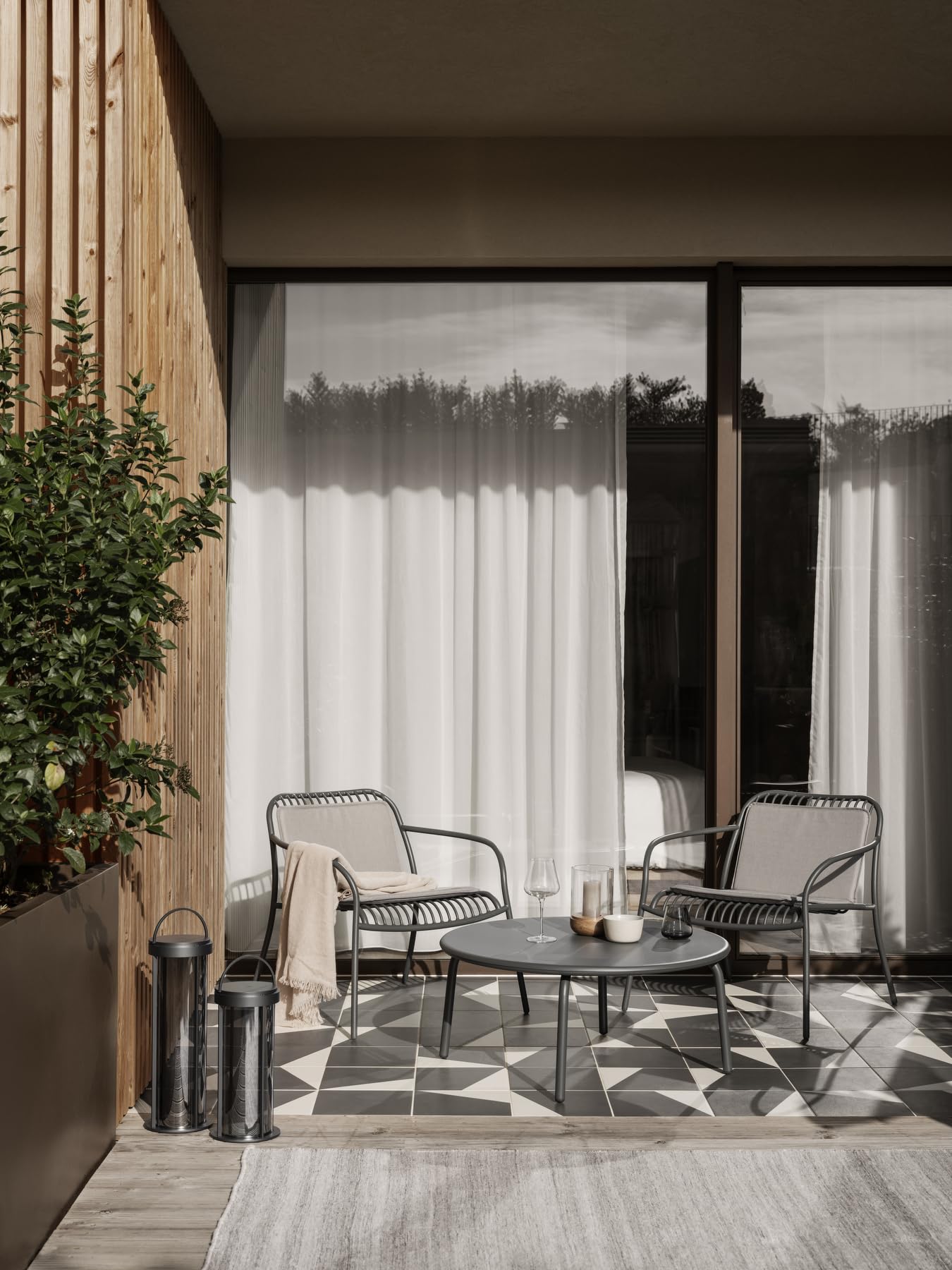 blomus In-& Outdoor-Teppich -KIVA- aus recycelten PET-Flaschen Farbe Cloud Melange Größe S 200x80cm