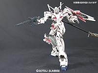 Vista 2 de Bandai Hobby RX-0 Unicorn Gundam HD Color with MS Cage Master Grade Figure, Scale 1/100