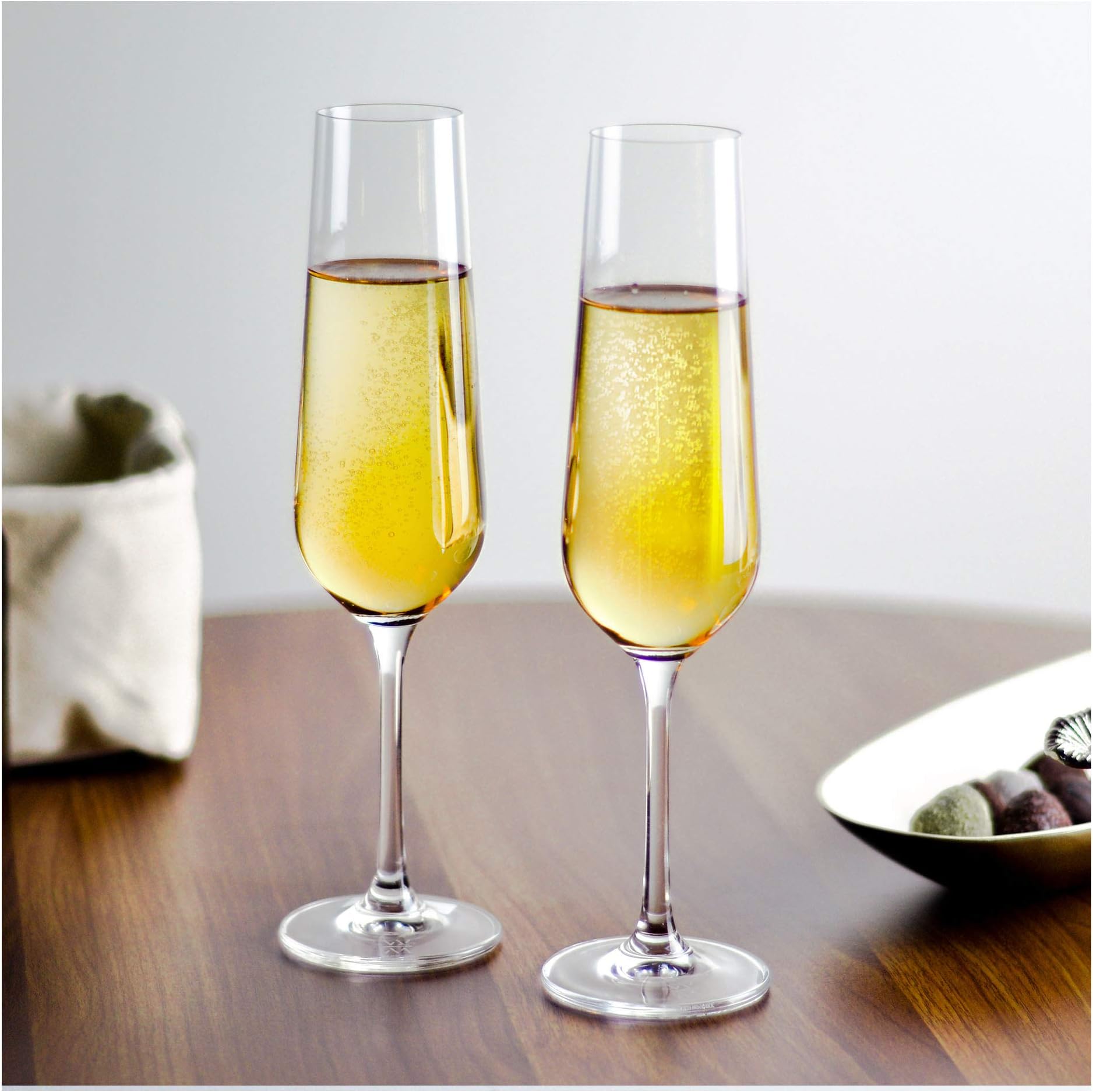 BuyFnB Champagne Flutes Set of 6 by Wild Magma - Pure Champagne Flute 200 ml - Set of 6 Glasses