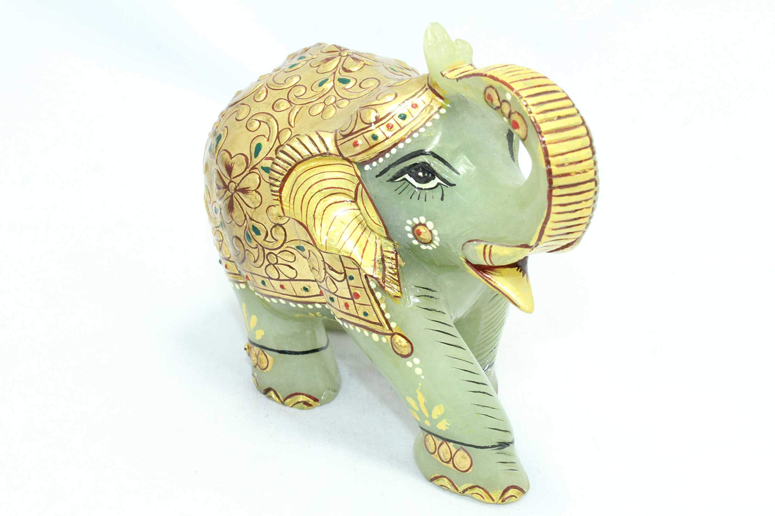 Éléphant en jade verte peinte à la main pour créer une ambiance zen dans votre salon