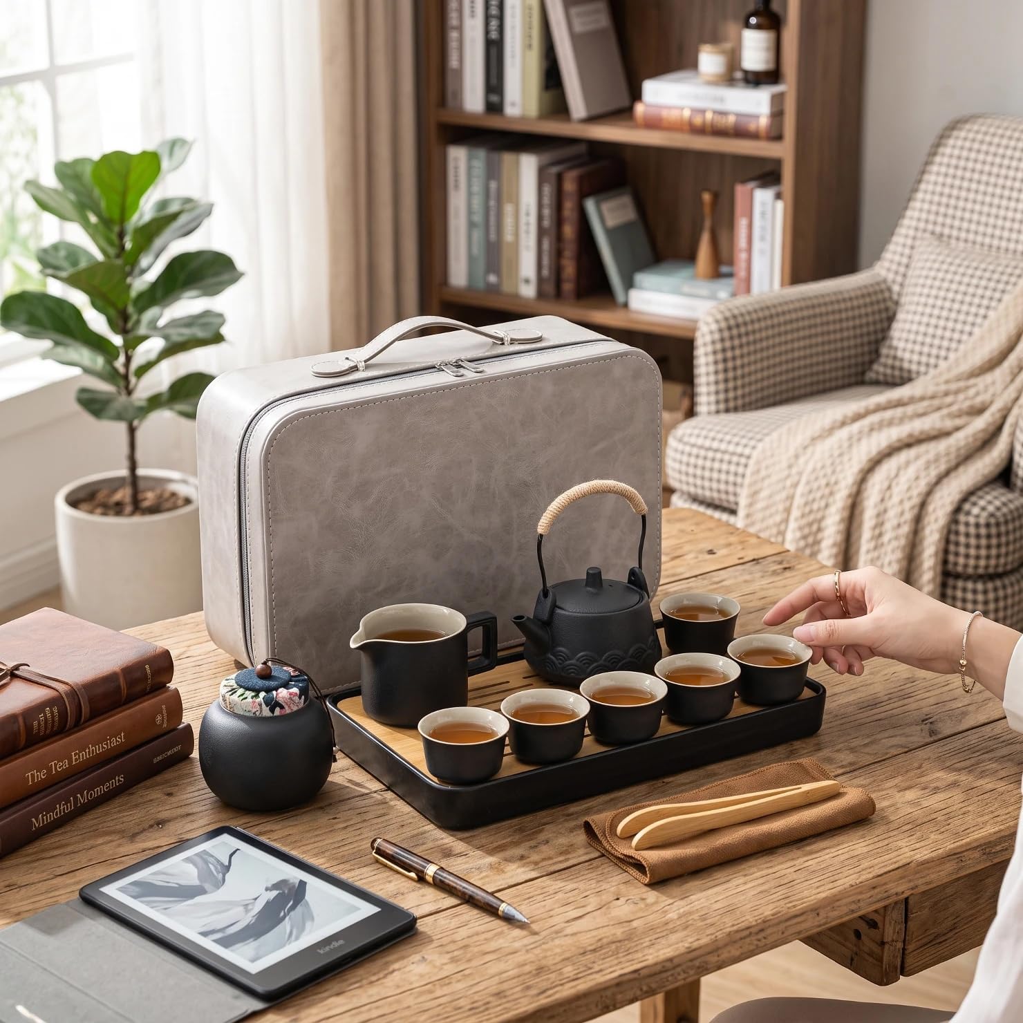 Japanese Tea Set,Portable Ceramic TeaSet, Black Porcelain Tea Set with with Teapot, Tea Cups, Bamboo Tea Tray, Cenister, Infuser, Tray Portable Bag, Tea Infuser, Kung Fu Cup, Beautiful Asian Tea Sets