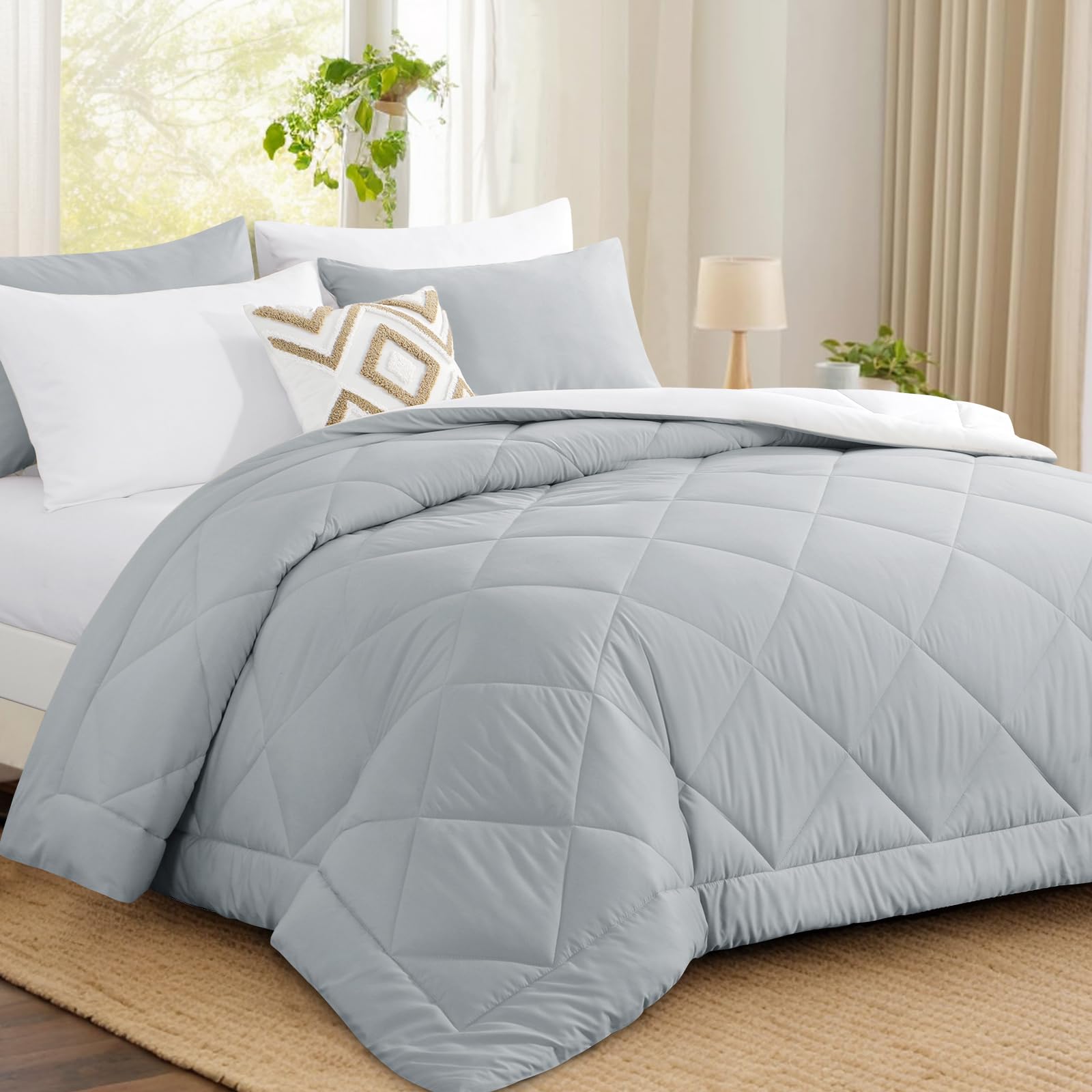 Aisbo Coverless Duvet Single 10.5 Tog - 135x 200cm, Grey Cosy and Lightweight Quilt, Reversible Comforter with Pillowcase, Grey/White — image 1