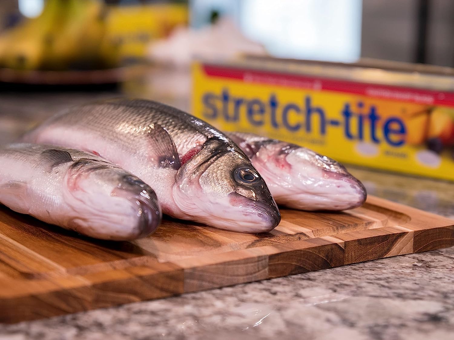 Stretch-Tite Envoltura de plástico prémium para alimentos, 500 pies cuadrados, 516.12 pies x 11.5/8 pulgadas (500 pies cuadrados (paquete de 4))
