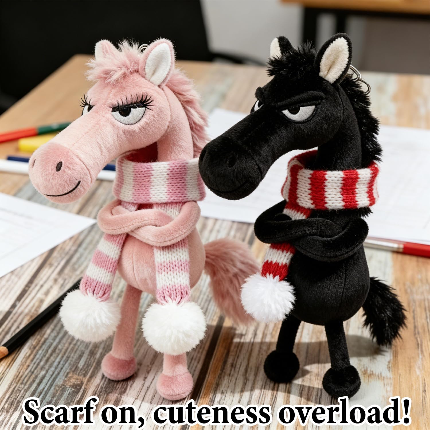Mascotte 2026 Anno del Cavallo Portachiavi Cavallo Peluche, Talismano Rosa/Nero/Rosso, Per Chiave Zaino Borsa, Regalo Compleanno Donne Uomini Bambini Ciondolo Animale - 2