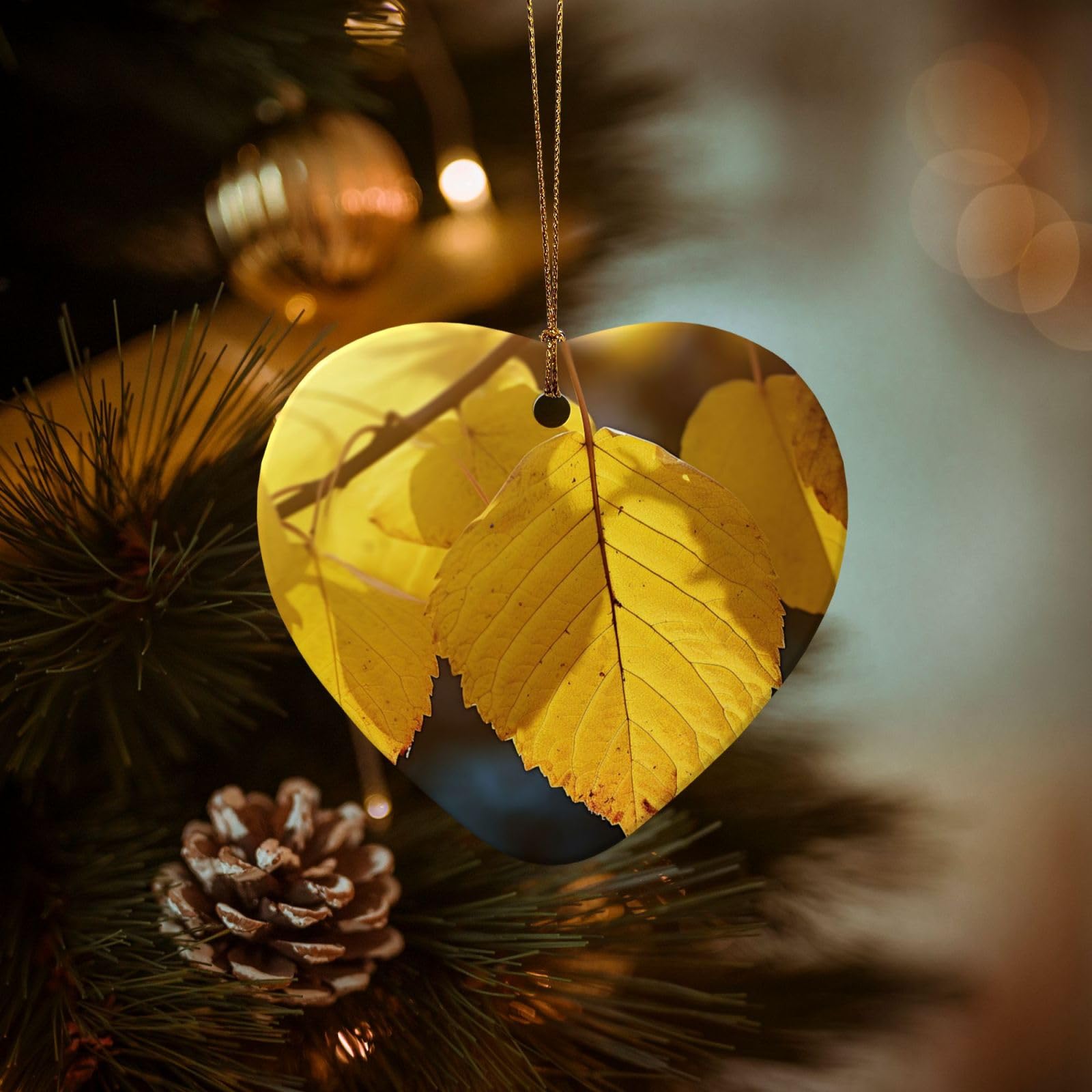 Christmas Ornaments for Christmas Tree Decoration Hanging Yellow Leaves Ornament with Gold Ribbon Crafts Heart Shape Ceramic Pendant for Keepsake Gifts Xmas Decor Party Supplies