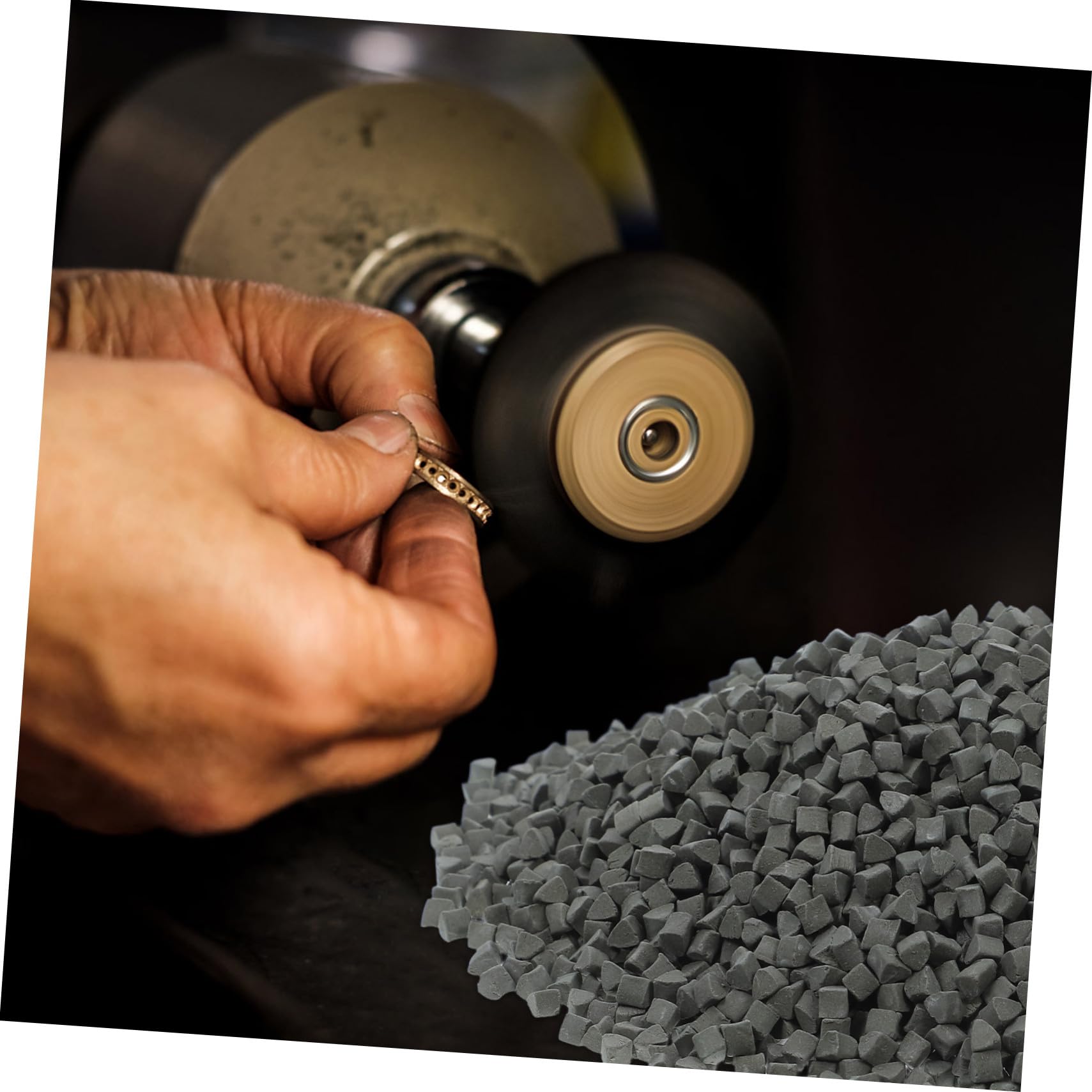 Cabilock Abrasif Facile en Carbure de Silicium 500g Triangulaire Média pour Polisseuses à Pierres, pour Applications Commerciales et Usage Domestique