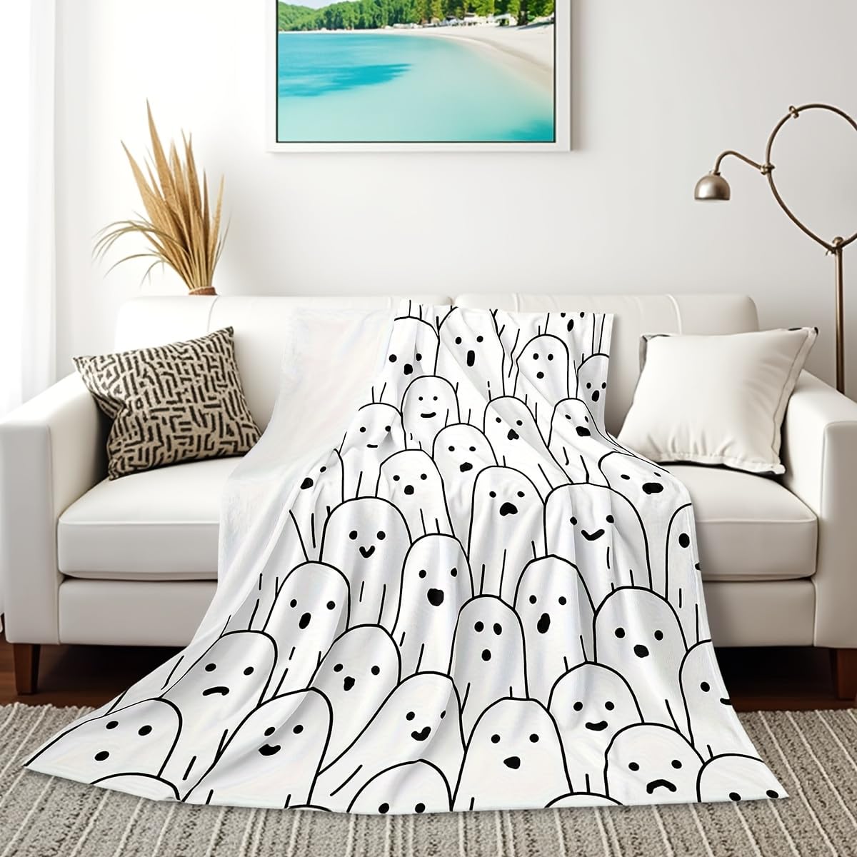Cute Ghost Flannel Fleece Blanket Throw Size,Super Soft Cozy Black and White Plush Blankets,Lightweight Microfiber Halloween Theme Throw Blanket for