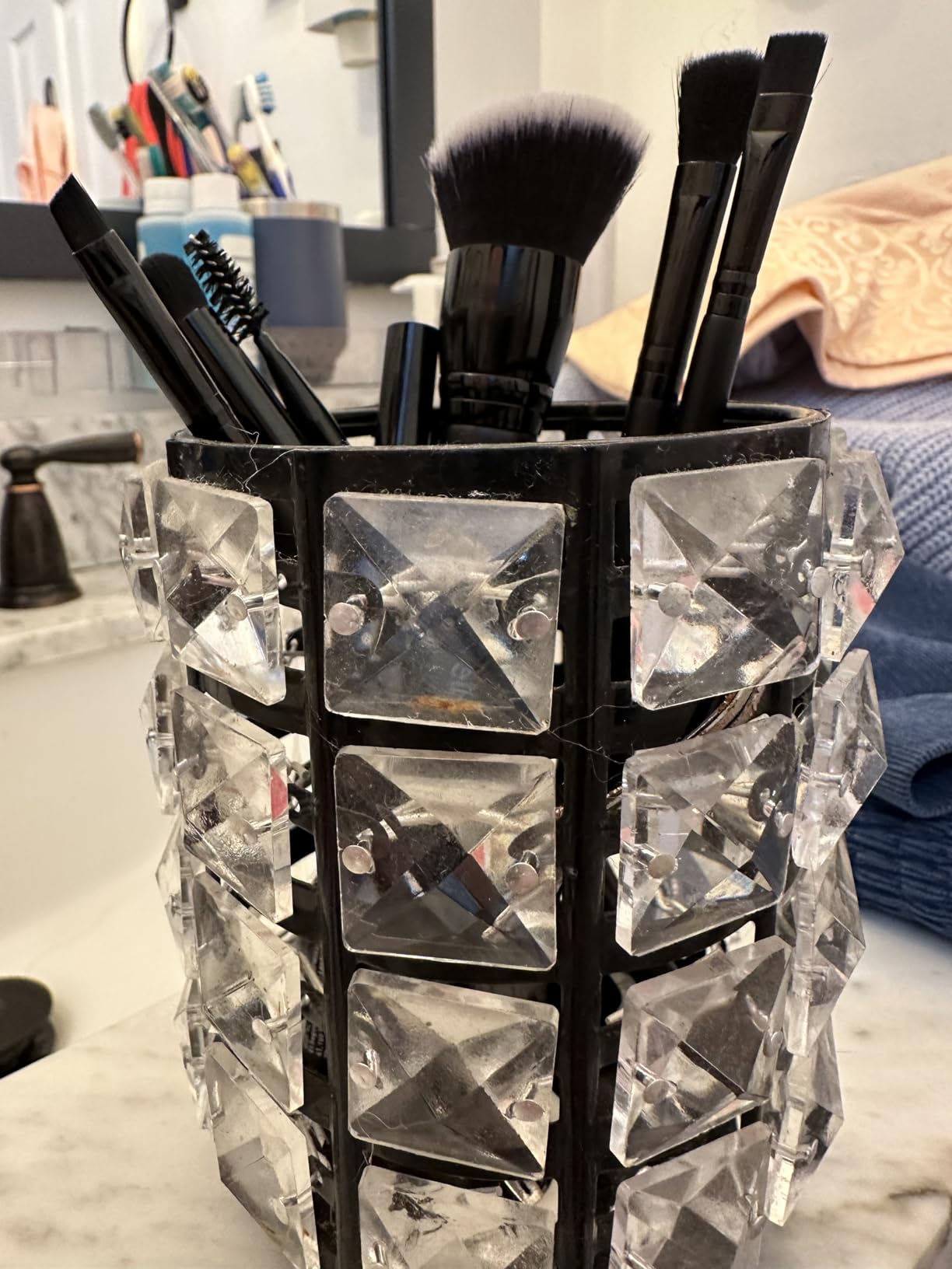 e.l.f. Ultimate Eyes 5 Piece Brush Collection, Makeup Brushes For Eyeliner, Eyeshadow, Brows & more, Vegan & Cruelty-Free
