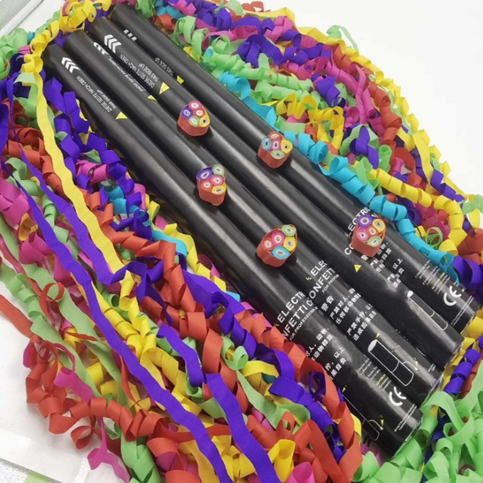 Konfettikanonen-Set mit 25 großen Konfettikanonen (80 cm), biologisch abbaubar, ideal für Feiern, Geburtstage, Hochzeiten und Partys. Bunte Streifen.