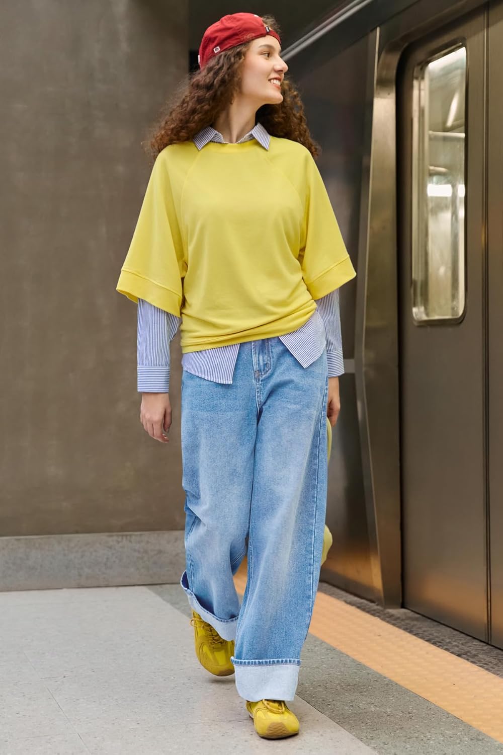 Tankaneo Womens Wide Leg Cuffed Jeans Trendy High Waisted Baggy Boyfriend Casual Denim Pants with Belted - Image 4