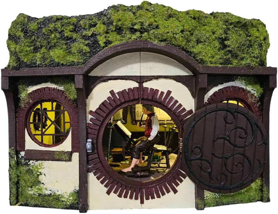 Bilbo House Book Nook, Book Ends, Home Decor