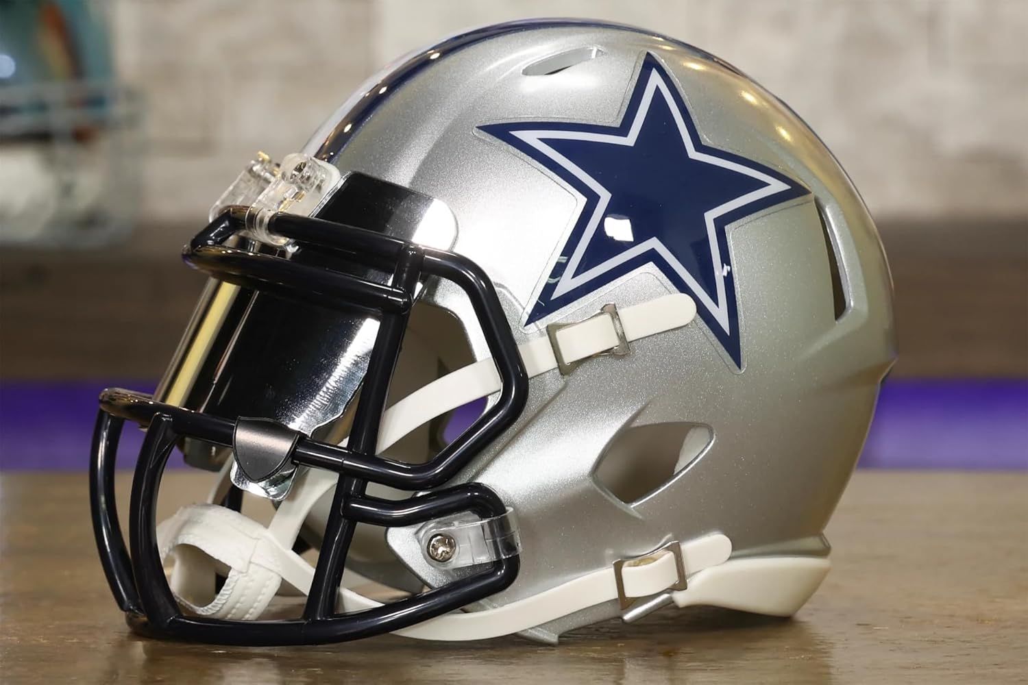 Dallas Collectible Speed Mini Helmet - GG Special Edition - with Free USA Flag Decal - Perfect for Sports Fans and Collectors - Green Gridiron