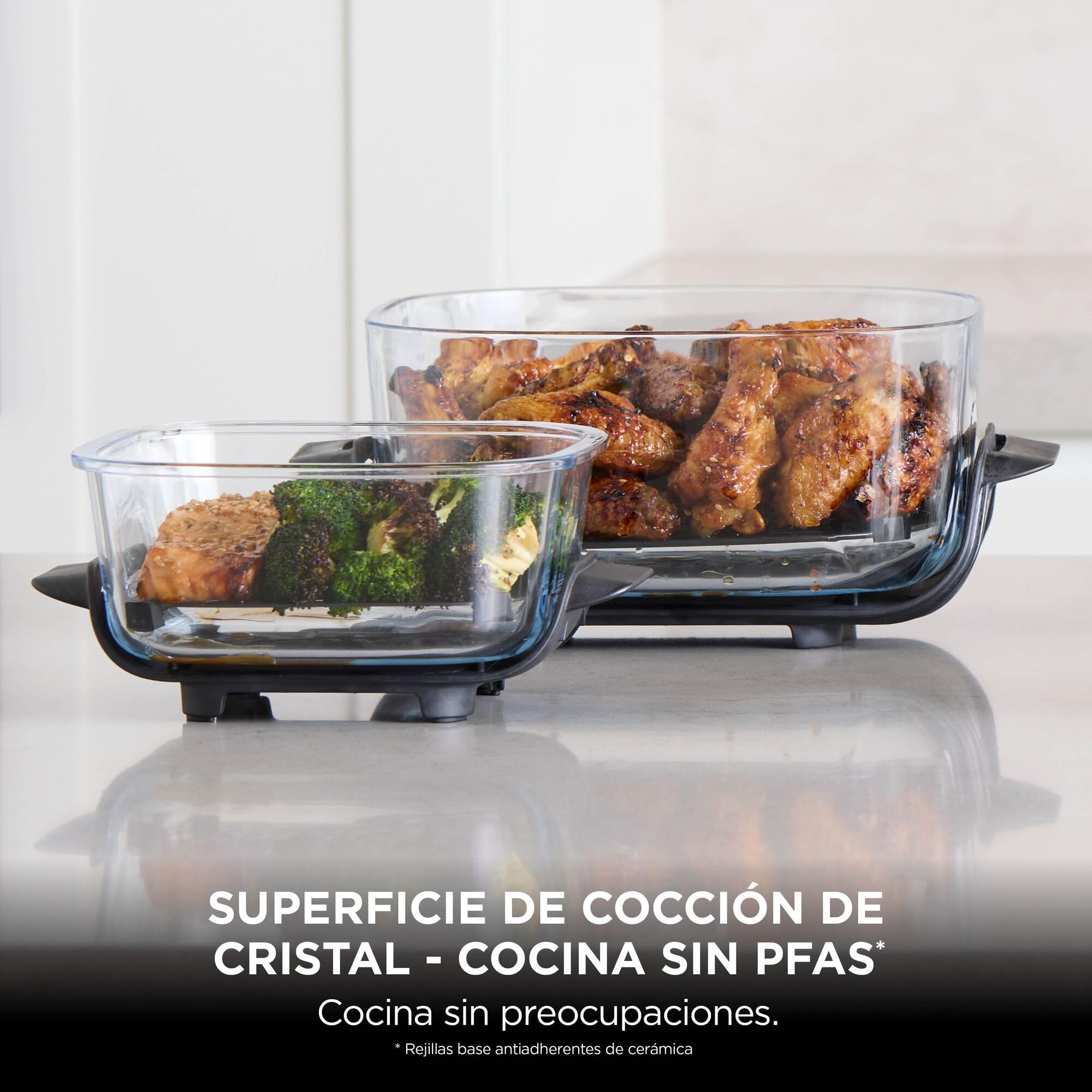 Ninja CRiSpi, Freidora de Aire Portátil, 3,8L y 1,4L, Blanco, FN102EU | 4 en 1: Freír con Aire, Asar, Mantener la Temperatura, Dorar, Compacta, 2 Recipientes de Cristal Extraíbles y Tapas, 1700W