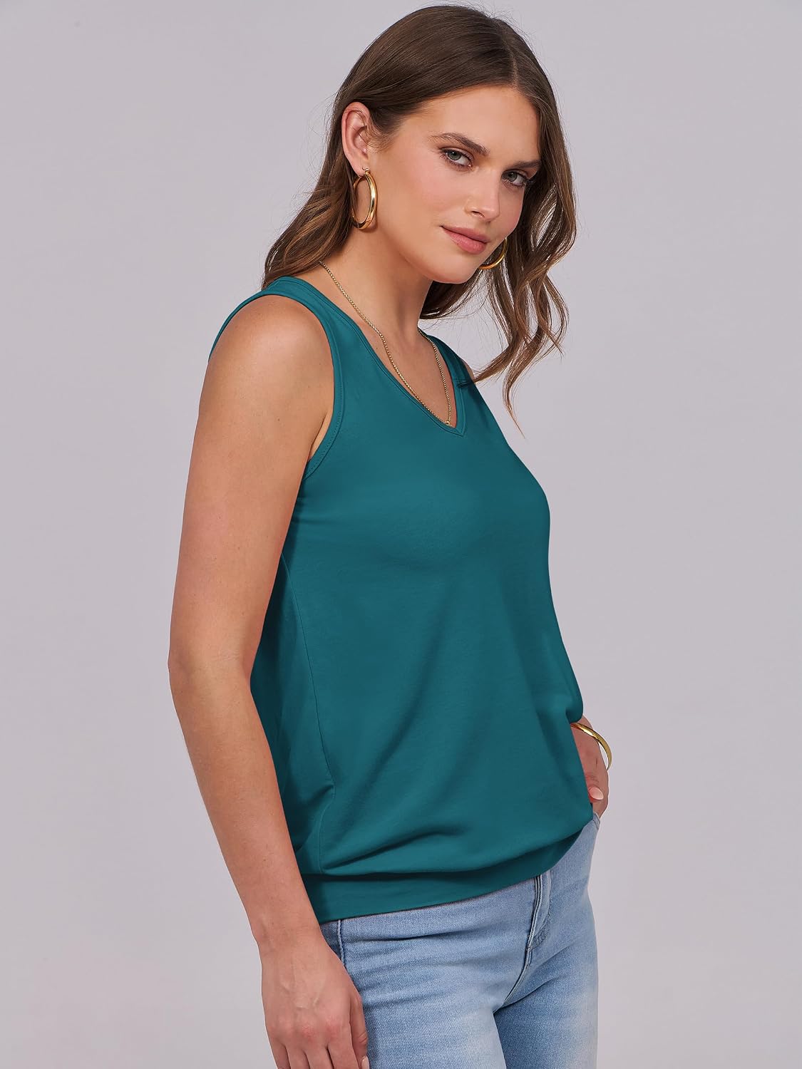 ANRABESS Women Tank Tops Summer V Neck Sleeveless Casual Loose Fit Cute Cami Basic T Shirts Solid Tees 2026 Trendy Outfits