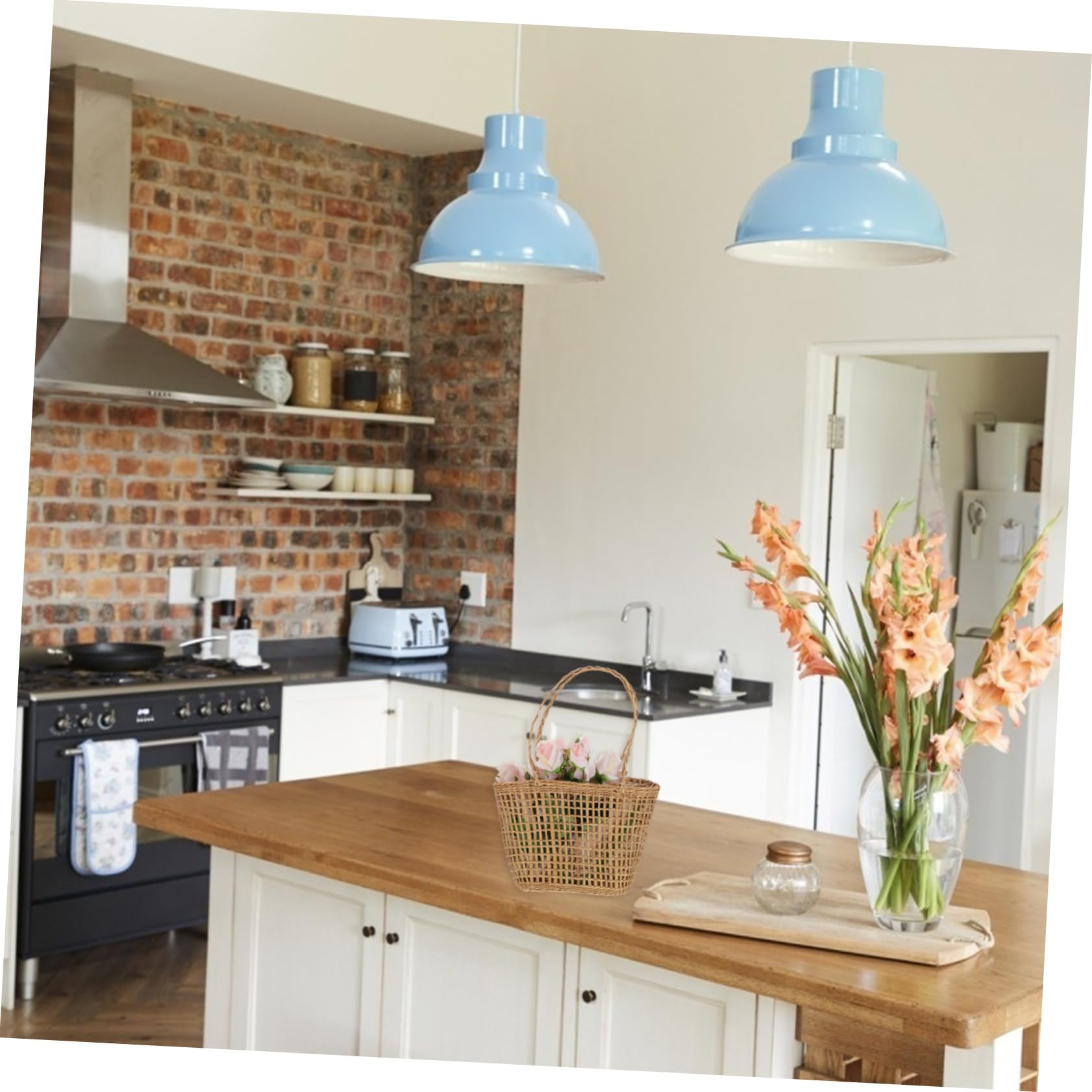 Cabilock 1pc Straw Woven Flower Basket Storage Basket for Home Decor Portable Small Flower Arrangement Craft with Natural Weaving Texture Decorative Basket