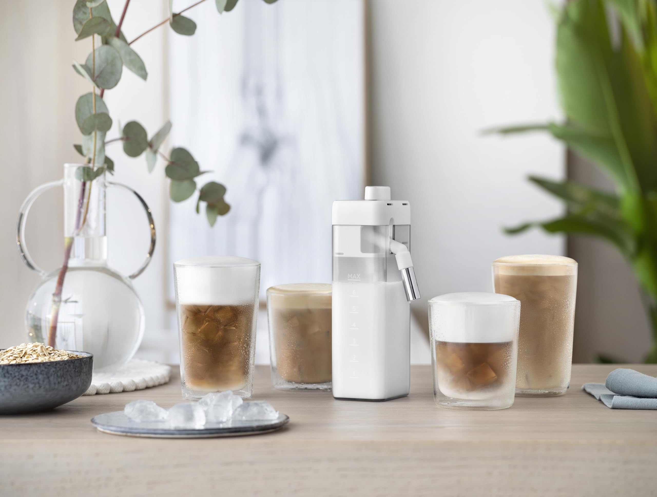 De'Longhi Rivelia LatteCrema Cool Upgrade Set DLSC032 do Napojów na Zimno, Tylko do Ekspresów do Kawy Rivelia, Karafka LatteCrema Cool, 2 Szklanki Termiczne 400 ml i 2 Szklanki Termiczne 480 ml
