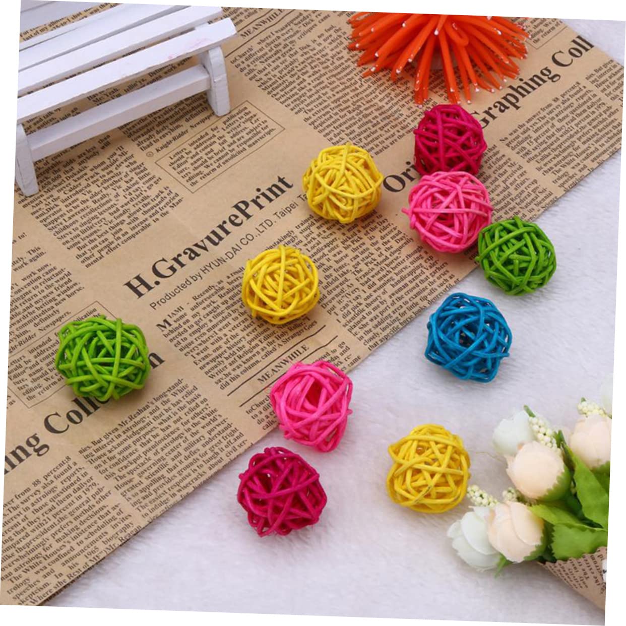 DOITOOL 10pcs Rattan Parrot Chew Toys for Small Birds Natural Willow Balls for Healthy Teeth and Fun Playtime Random Colors for Parakeets and Cockatiels - Image 4