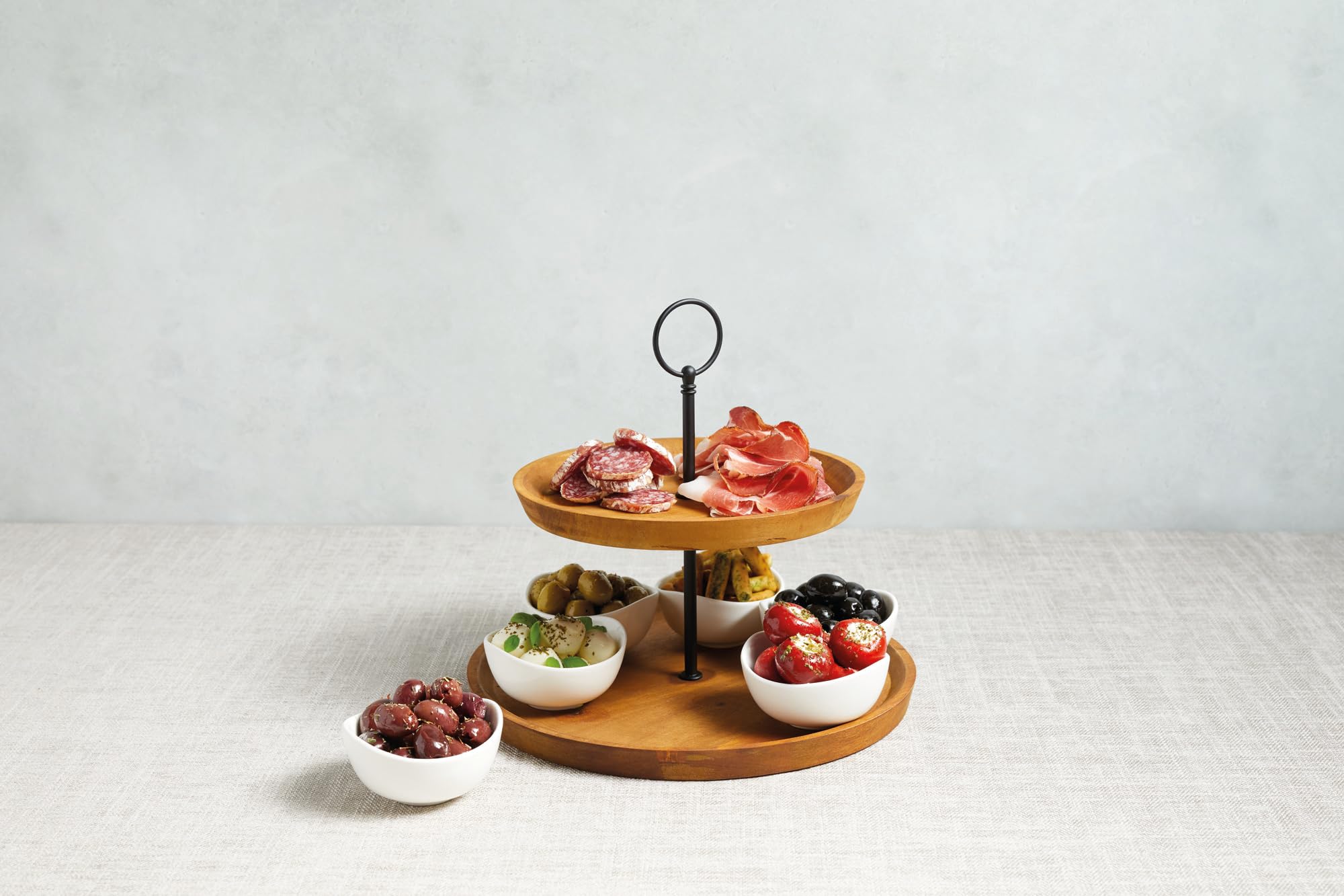 Artesà Porta Tapas e Portavivande a 2 Livelli, Espositore per Alimenti con 6 Mini Ciotole in porcellana, Supporto per Torta in Legno e Rifinito a Mano in Scatola Regalo, 24 x 25cm, Marrone e Nero