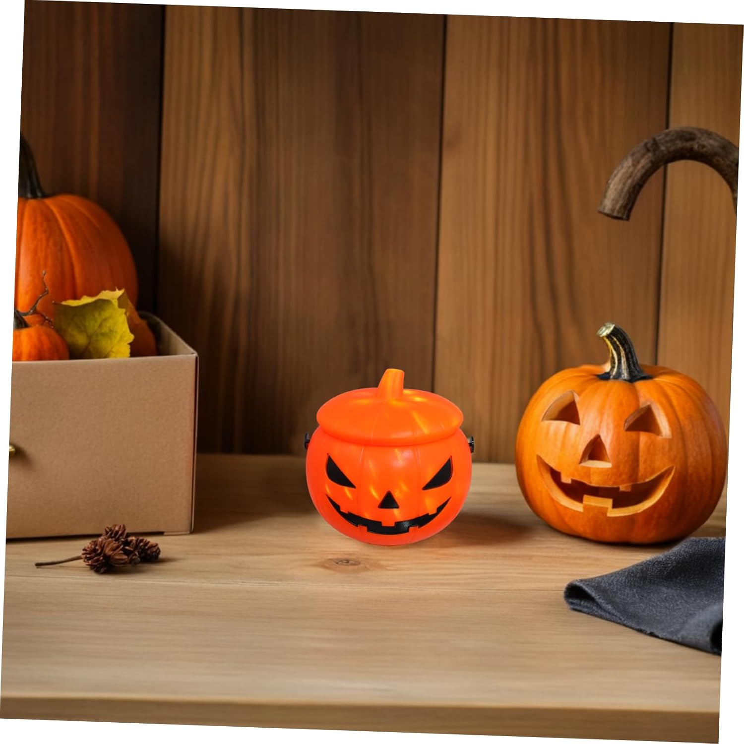 UKCOCO Halloween Pumpkin Candy Bucket Plastic Light up Handle for Kids