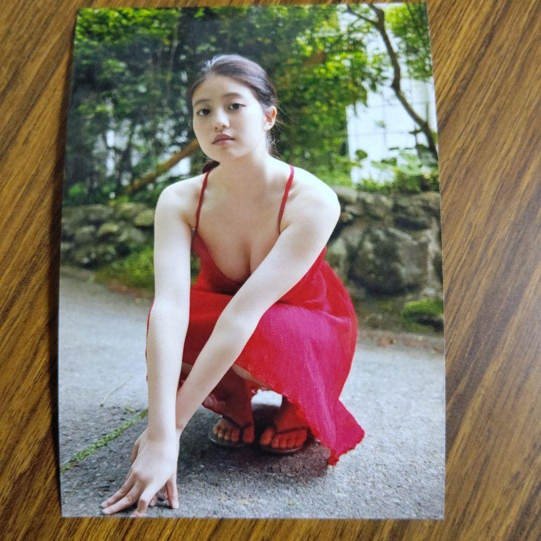 Amazon.co.jp: 今田美桜 L版写真 4枚組 No.1 : おもちゃ