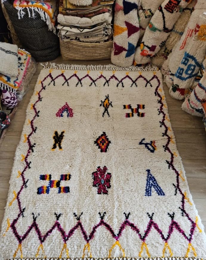 Générique Tifinagh Shop - Tapis Berbère Azilal Multicolore 208 x 154 cm - Authentique Tapis Marocain Fait Main en Laine - Motifs Traditionnels - Pièce Unique