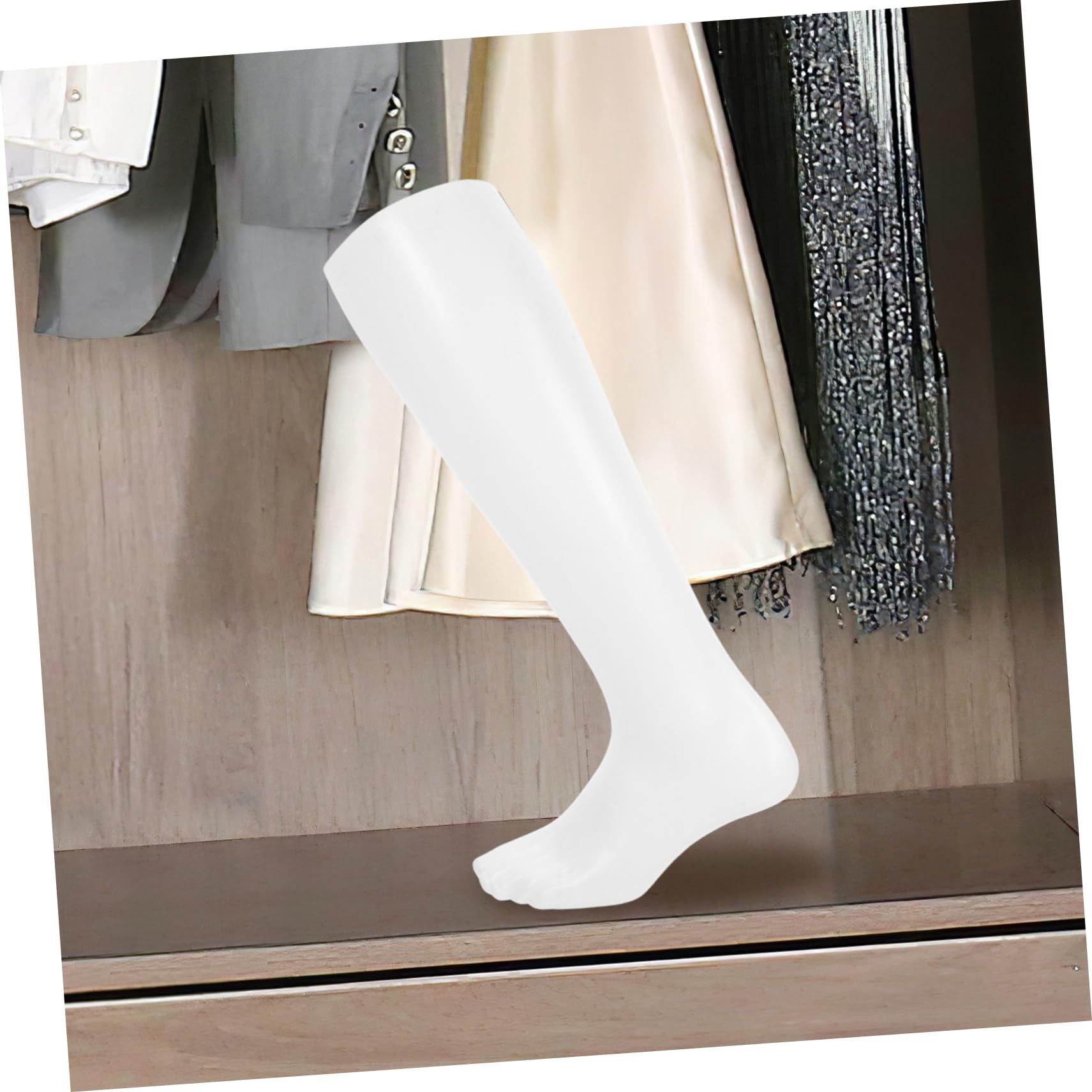 Socken Starkem Effekt und Minimalistischem Dreidimensionalem Fußmodell Weißes Kunststoff Lange mit Design für für Vielseitige Nutzung zu Hause oder Geschäft