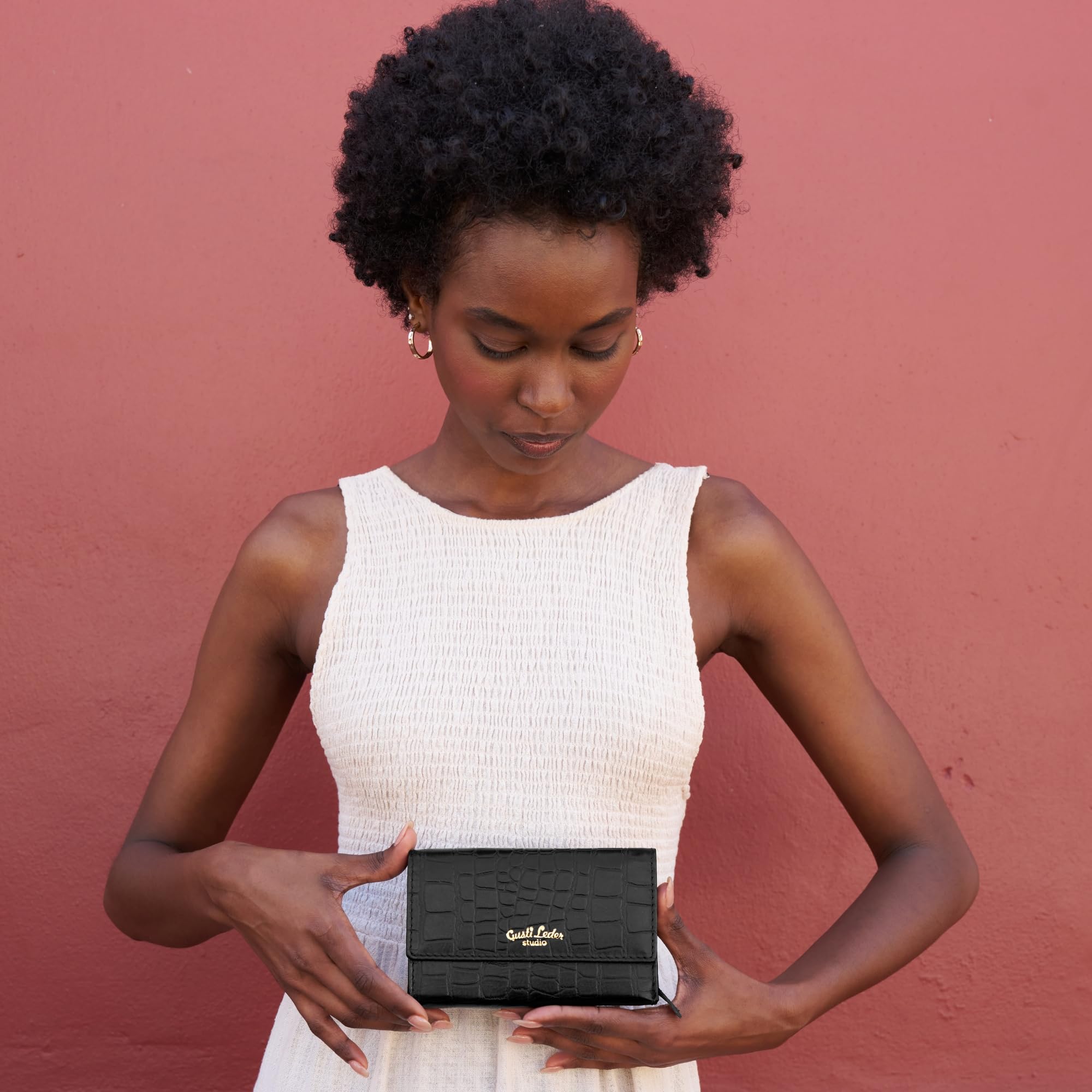 Gusti Gloria - Cartera de piel para mujer, color negro, Negro , Clásico