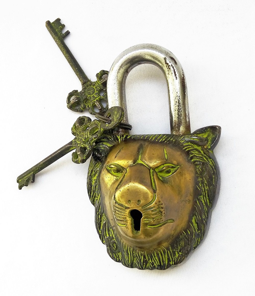 Verrou tête de lion décoratif en laiton pour sécuriser la maison de campagne