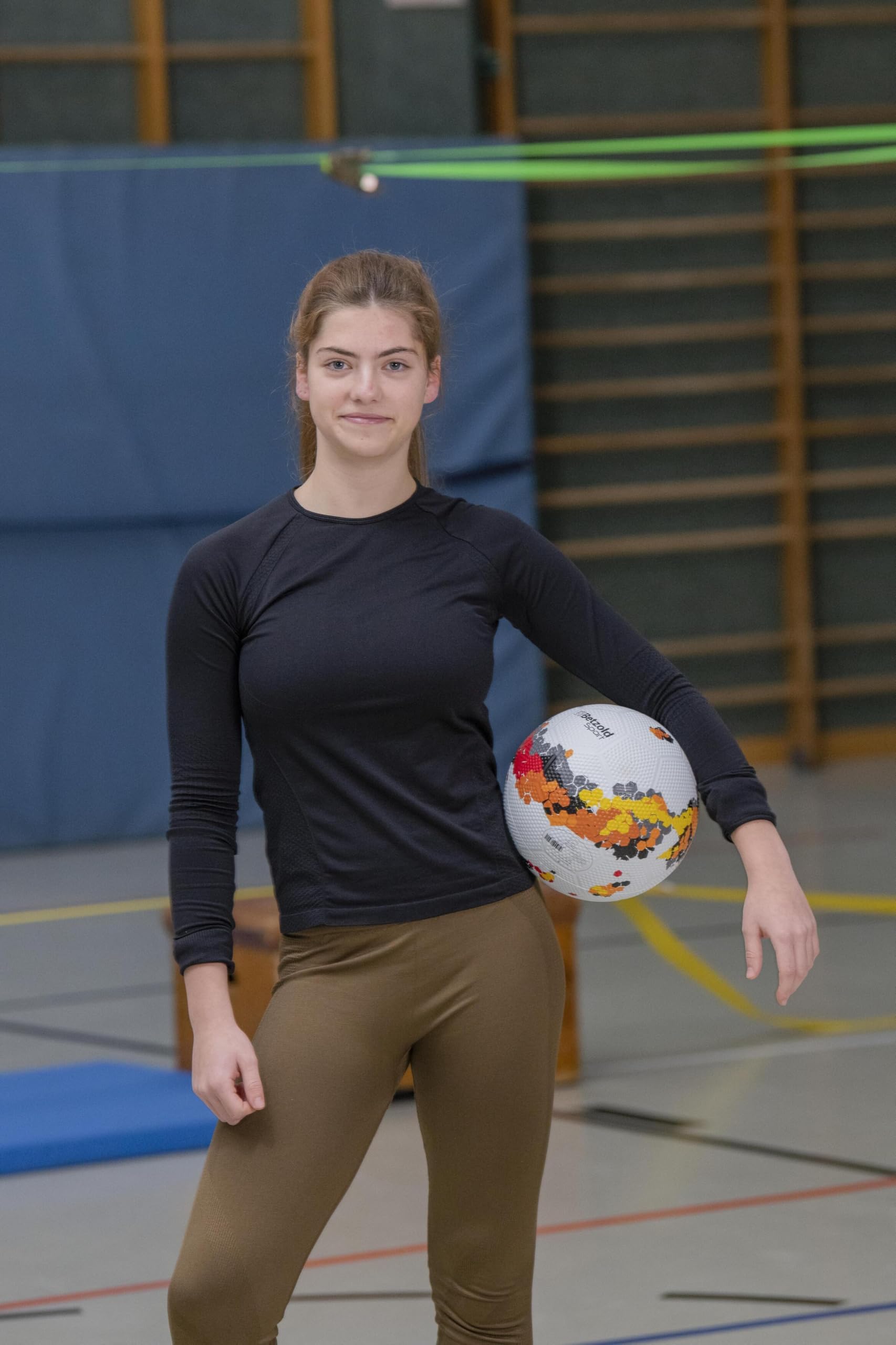 Betzold Schulhof-Fußball - Größe 5 hochwertige Fußballbälle für Schule und Verein Indoor Outdoor