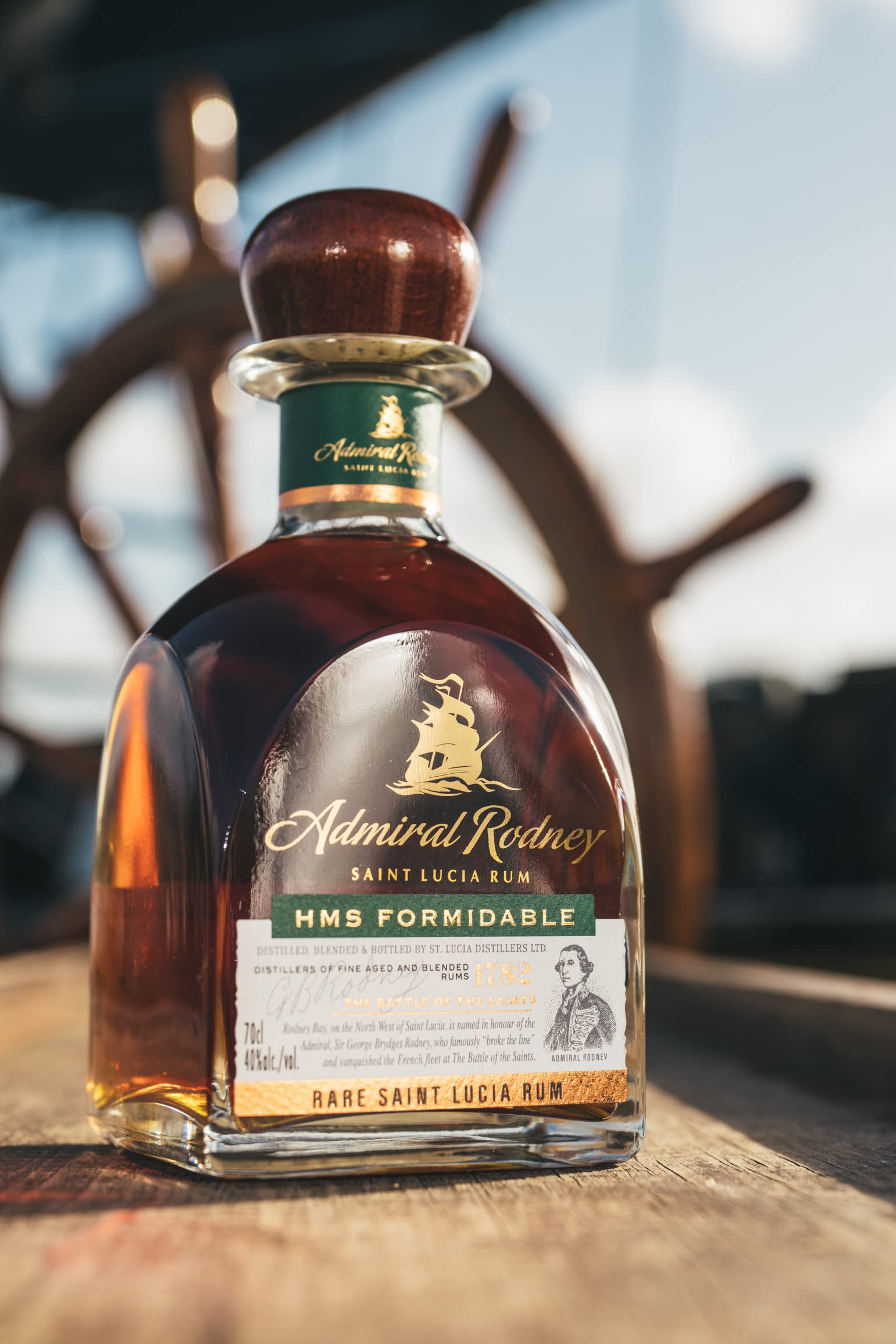 Admiral Rodney HMS FORMIDABLE Rare Saint Lucia Rum 40% Vol. 0,7l in Giftbox