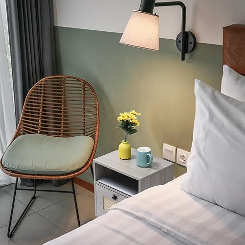 Miniatura 4 de SEHERTIWY Mesita de noche de mediados de siglo, mesa auxiliar de ratán con cajones, mesita de noche moderna, mesita de noche de madera bohemia con