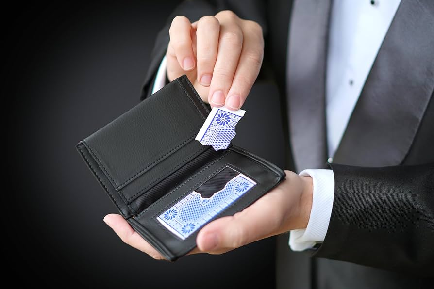 Amazon.com: Marvin's Magic - Signature Deluxe Box of Tricks