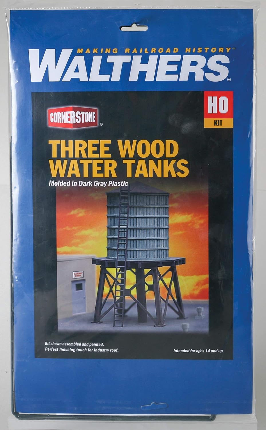 Walthers Cornerstone Wooden Water Tank pkg(3) 933-3507 HO Scale Model Railroad - Structure Kit