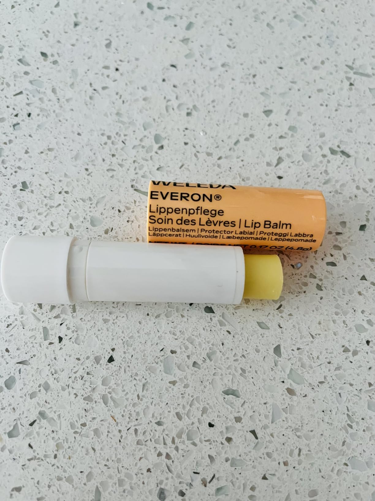 Weleda Everon Lip Balm, Soin Des Levres - 0.17 Oz, White
