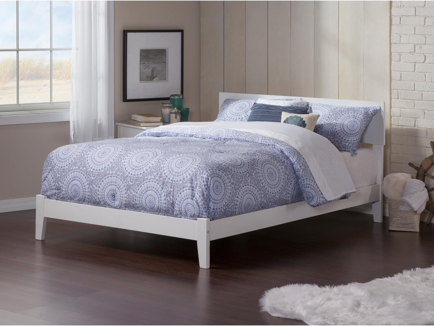 White Full Mid-Century Modern Wood Platform Bed with Headboard