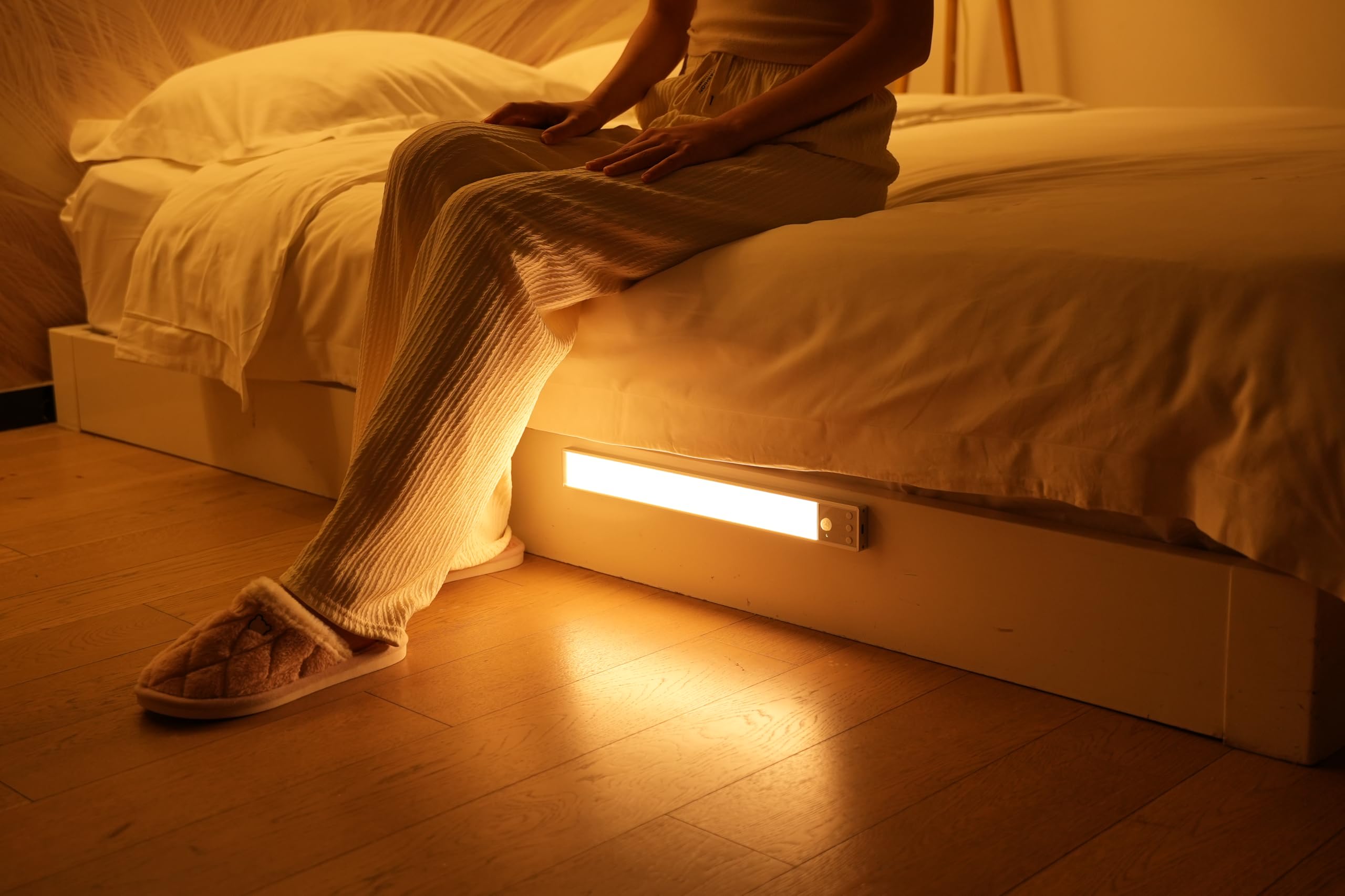 YELKO Under Cabinet Kitchen Lights Rechargeable-3 Color Temps&5 Level Brightness, Super Bright, Motion Sensor, 3200mAh Battery Operated-Long Lasting -Silvery 1Pack