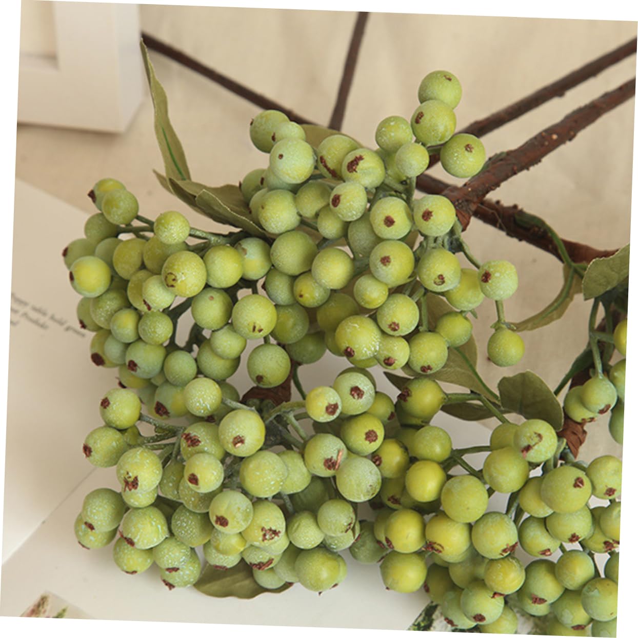 TOPBATHY 15pezzi Bacche Artificiali Verdi Per Decorazioni Natalizie e Feste Fiori Finti Realistici Per Matrimonio Ufficio Centro Tavola e Altre Occasioni Speciali