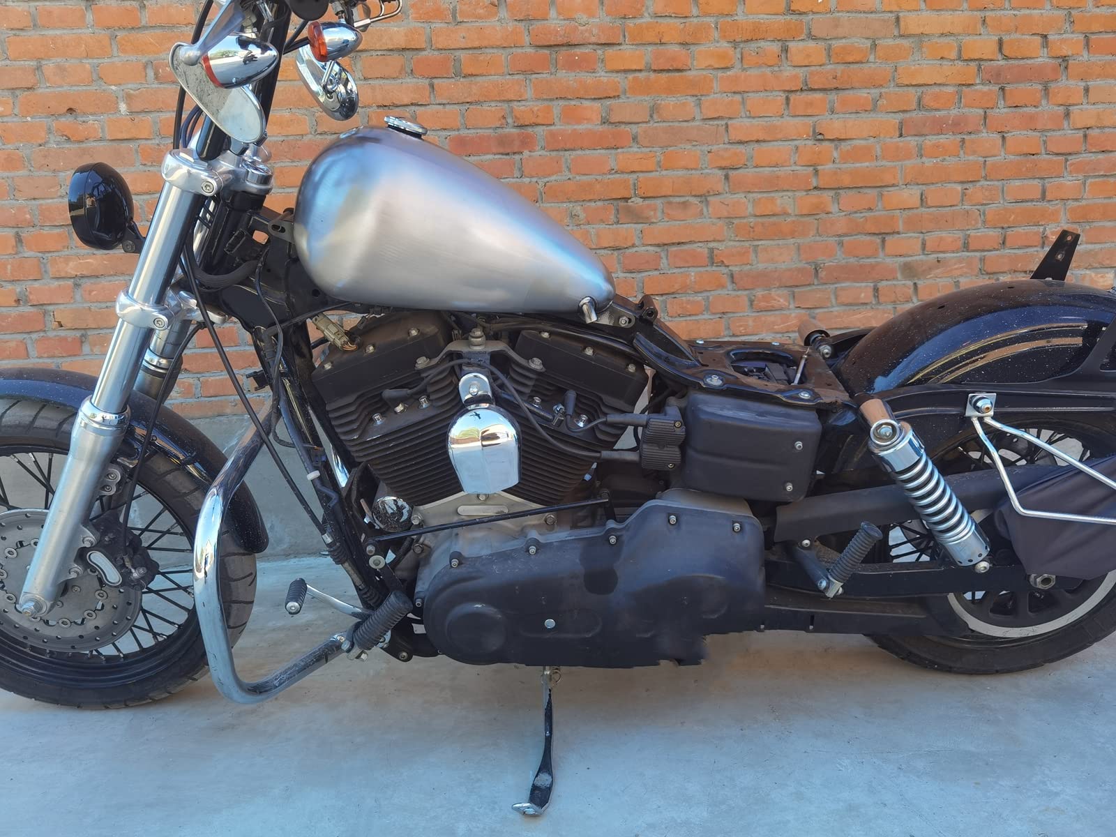 Motocykl 14L Srebrny Zbiornik Paliwa Benzyny Gazu Ręcznie Dla Harley Dyna 1999-2003