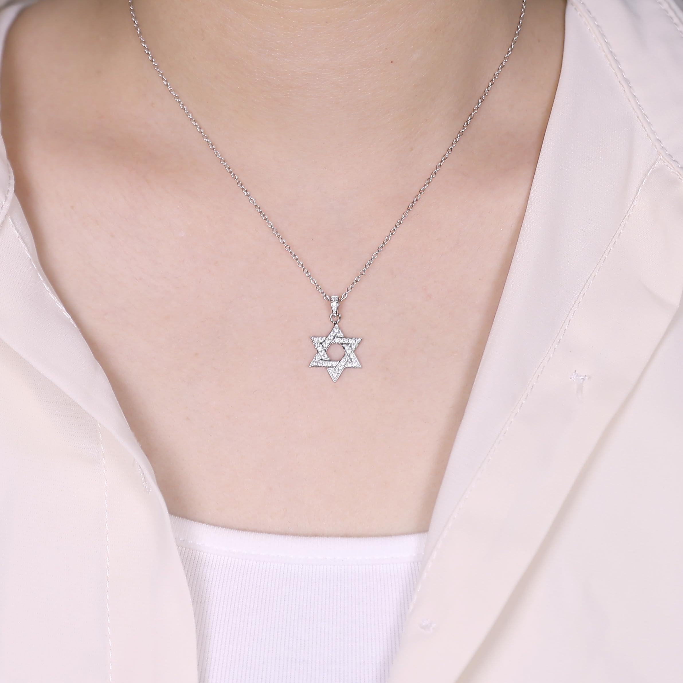 Cubic Zirconia CZ Pave Acento tradicional religioso magen judaico judío Hanukkah entrelazado estrella de David colgante collar para las mujeres bat Mitzvah 14K oro amarillo chapado 925 plata de ley